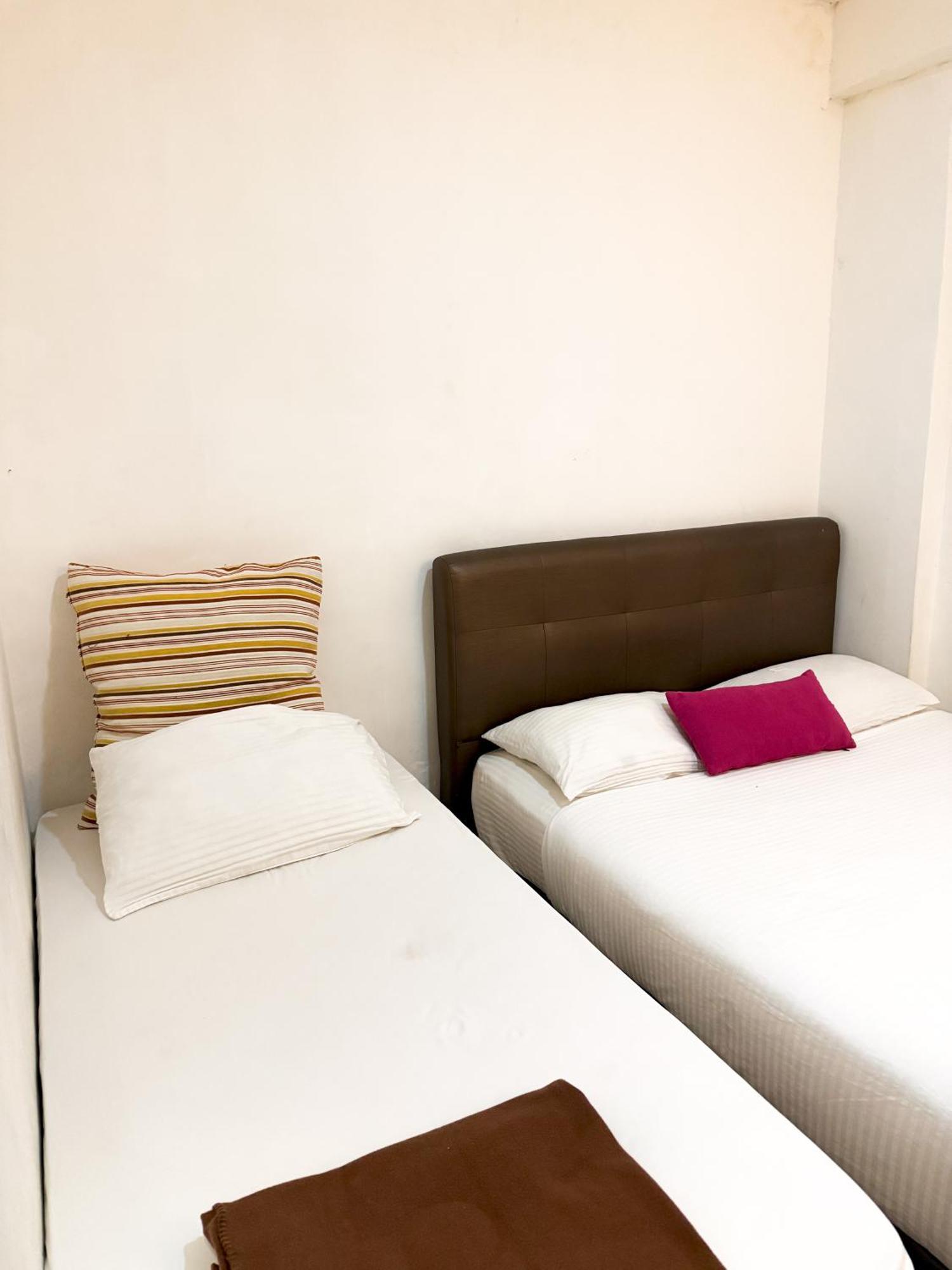 Tonight Hotel George Town Exteriör bild
